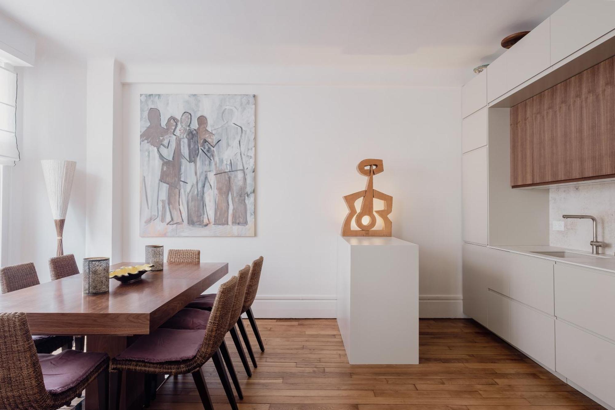 Veeve - La Vie Est Belle *